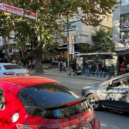 Pool Rooftop Kadikoy Bagdat St. Seaside Metro 5mins Metro *